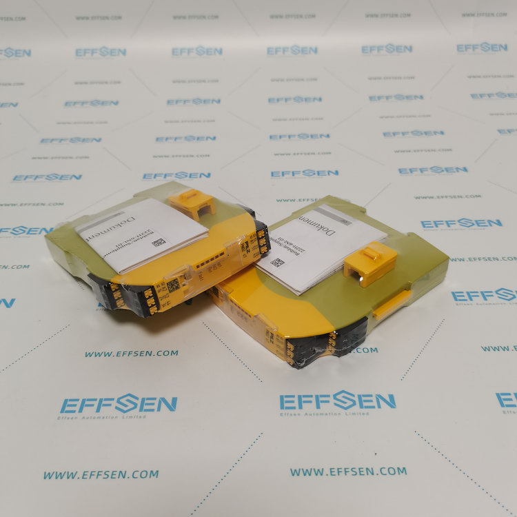PILZ PNOZ S7 C 24VDC 4n/0 1n/c Safety relay