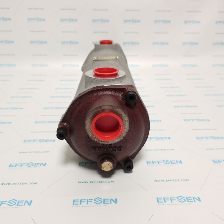 BOWMAN 1426 3 Hydraulic oil cooler