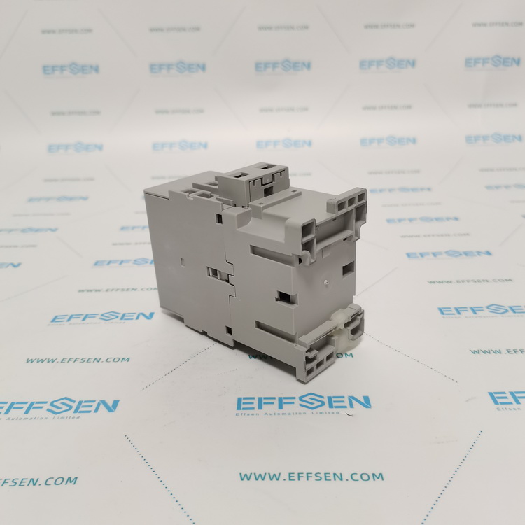 Sprecher+Schuh CA7-37-00-120 Non-Reversing 3-Pole Contactor