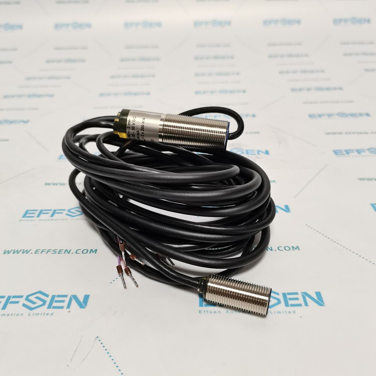 microsonic dbK+4/M12/3BEE/M18 E+S Ultrasonic Sensor