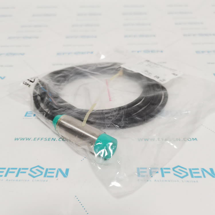 Pepperl+Fuchs NBN8-18GM50-E2 Inductive proximity sensor
