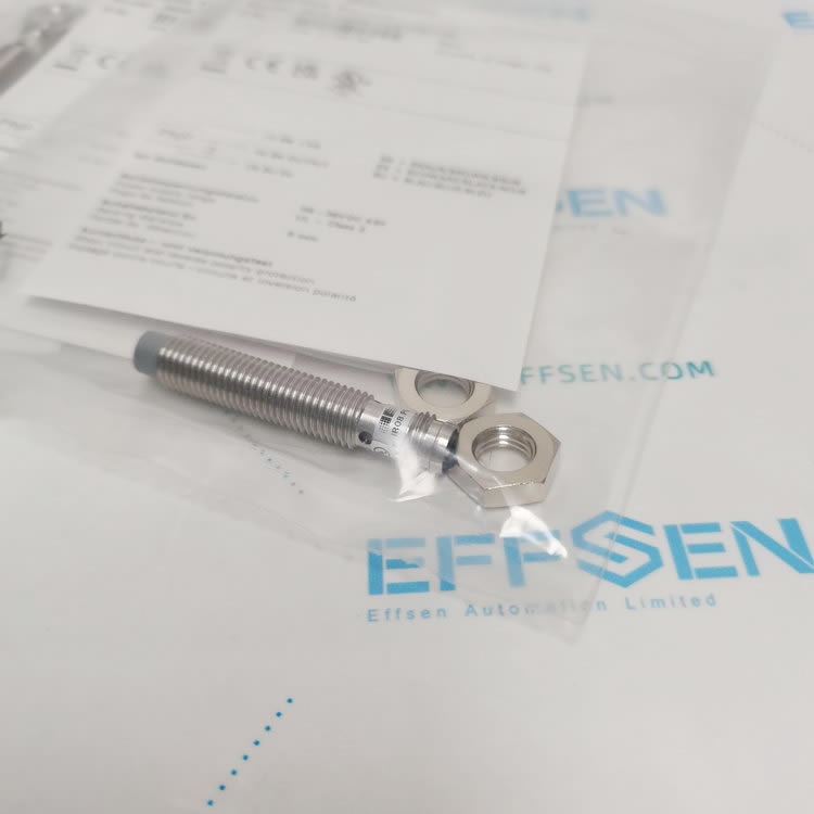 Baumer IR08.P06S-N46.PO1Z.7SL Inductive proximity switch