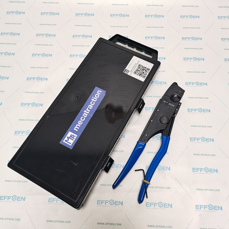 MTR MECATRACTION TH2 Manual crimping tool