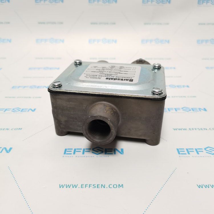 Barksdale 9048-3 Pressure actuated switch